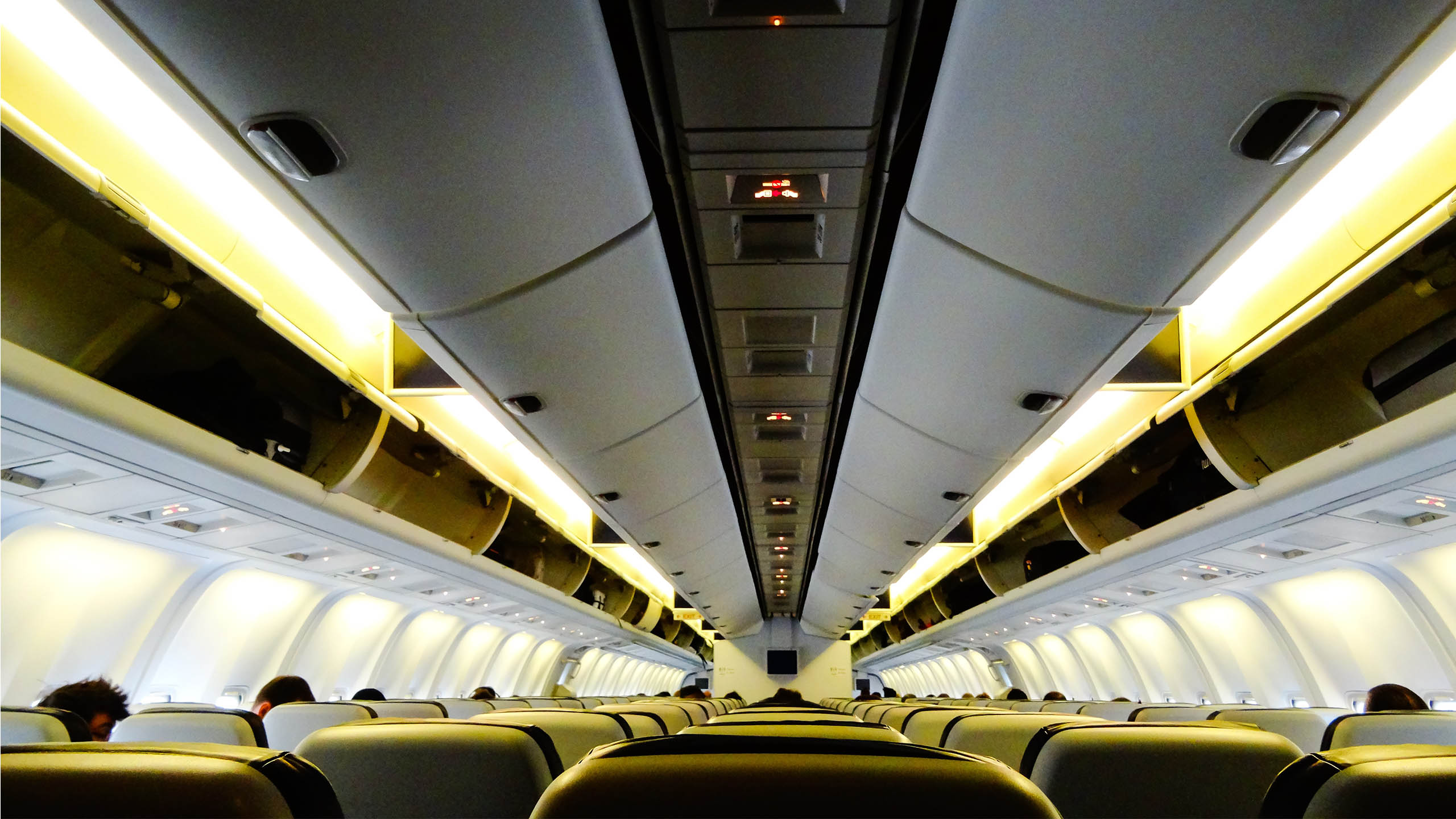 Победа самолет боинг 737-800 салон. А320 neo аэрофлот салон. Boeing 787 салон. Места внутри самолета. Боинг 737-900 салон.