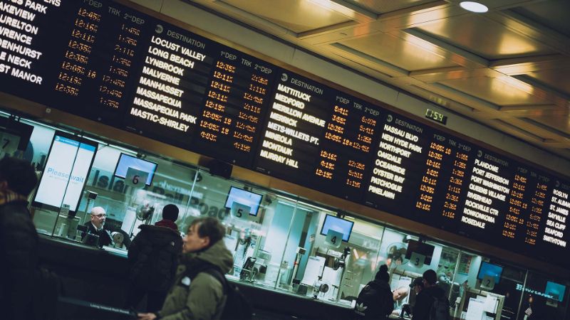 Amadeus Ticket Changer